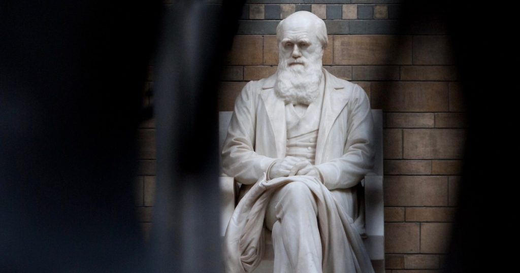 Darwin-statue-1024x538-1